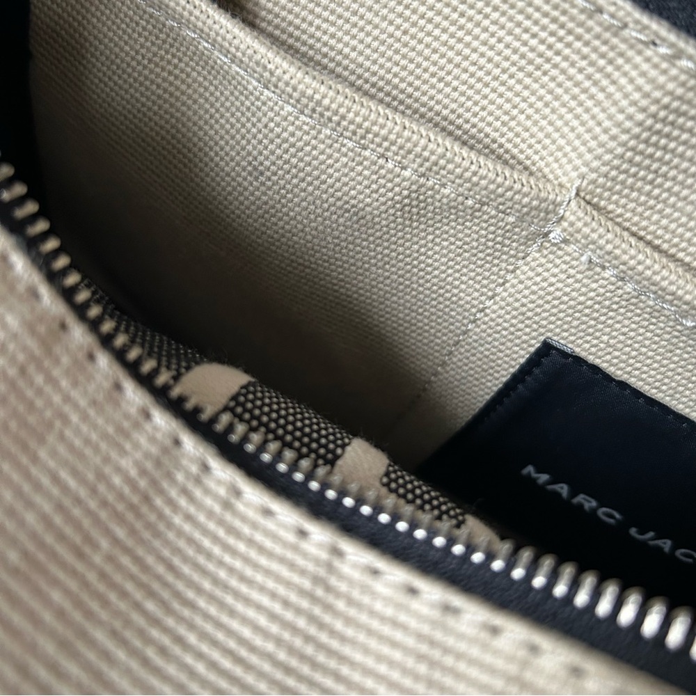 🆕 Marc Jacobs The Jacquard Medium traveller Tote Bag beige with contrast trim - Picture 15 of 16